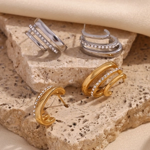 Three-layer C-shaped 18K gold plated earrings with rhinestones in gold and silver finish