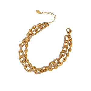 Bracelet double couche en acier inoxydable doré avec maillons en émail beige et fermoir