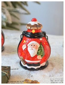Lanterne de Noël décorative avec Père Noël illuminé pour une ambiance festive chaleureuse