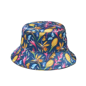 Cappello da sole pieghevole da donna con stampa tropicale di fiori e farfalle blu