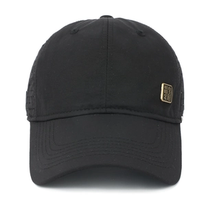 Breathable black quick-dry baseball cap with mesh side panels and metal logo plate