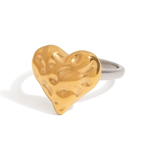 Bague cœur bicolore minimaliste en acier inoxydable avec texture dorée martelée
