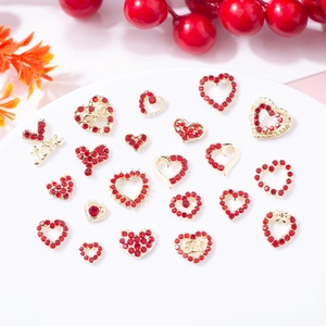 Breloques de Nail Art en Forme de Cœur Rouge Alliage Strass Bijoux d'Ongles Love 520 Motif Cadre Métal Doré Accessoires de Manucure Femme