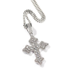Collier hip hop avec pendentif croix en zircone et chaîne cubaine argentée brillante