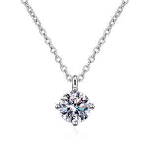 Classic S925 sterling silver necklace with round brilliant moissanite pendant