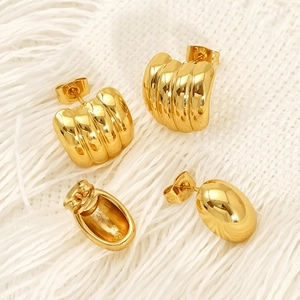 Chic 18K gold plated stainless steel chunky croissant and teardrop stud earrings set