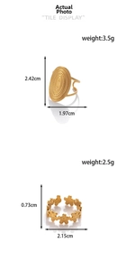Detailed size specifications for gold relief and hollow flower stainless steel rings
