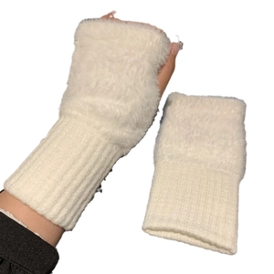 Mitaines blanches en peluche pour femme en fausse fourrure et maille douce pour l'hiver