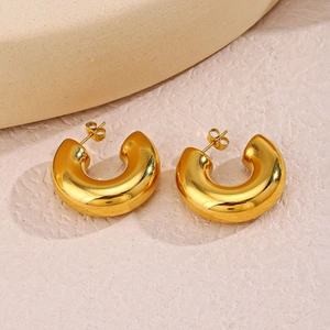 Polished 18K gold plated stainless steel chunky C-shaped stud earrings for women