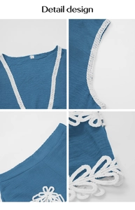 Detaildesign des blauen ärmellosen Baumwolltops mit Spitzenbesatz und V-Ausschnitt