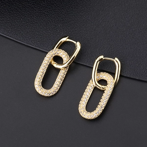 Orecchini a goccia a doppio cerchio placcati oro 18K con scintillanti zirconi cubici
