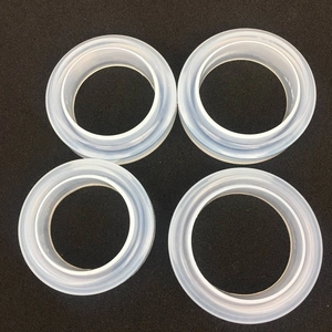 Dettaglio del set di 4 stampi rotondi in silicone per bracciali fai-da-te in resina