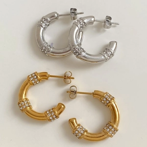 Boucles D'oreilles Créoles C En Acier Inoxydable Pour Femmes Strass Segmenté Bijoux Géométriques Avec Tige