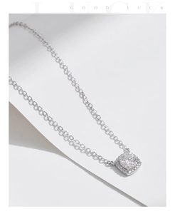 Macro shot of a 1 carat square moissanite necklace pendant in S925 sterling silver