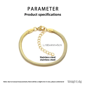 Detail of adjustable golden stainless steel snake chain bracelet with dimensions and clasp
