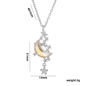 Halskette mit Stern- und Mondanhänger in 40+5cm Länge mit funkelnden Kristallen