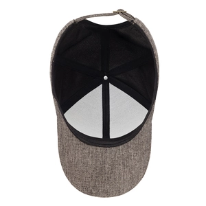 Vue interne d'une casquette de baseball business à six panneaux avec bandeau anti-transpirant