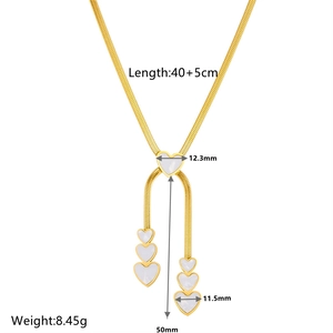 Three-layer gold titanium steel heart pendant necklace with dimensions and size markers