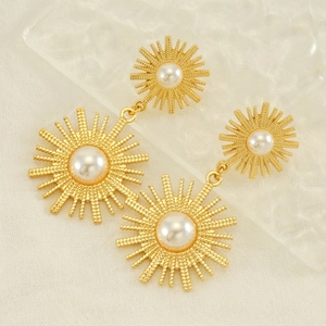Boucles d'Oreilles Pendantes Künstliche Perle Tournesol Vintage Plaqué Or 18K Acier Inoxydable Géométrique Pour Femmes