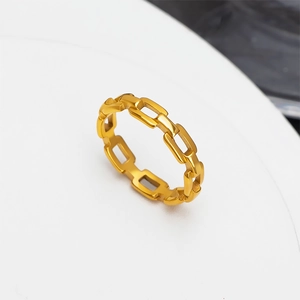 Polished 18k gold plated hollow chain link ring made of durable titanium steel