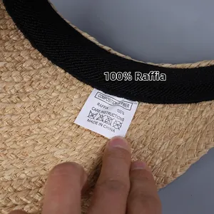 Detailansicht des inneren Schweißbandes und des Etiketts aus 100% natürlichem Raffia