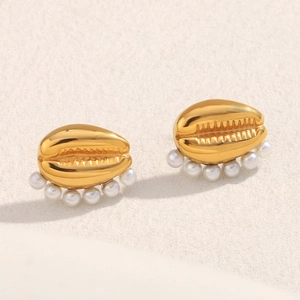 18K gold plated stainless steel tooth shaped earrings with small white pearls