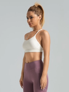 Hoch-elastisches Damen-Sport-BH und Leggings-Set in 45-Grad-Ansicht für Fitness und Yoga