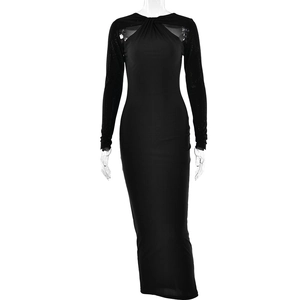Robe longue noire élégante avec découpes en résille et détails en cristal brillant
