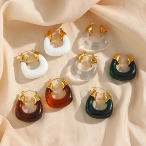 Orecchini a cerchio a U in resina placcati oro vintage in vari colori