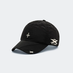 Casquette de baseball noire légère avec texture froissée et broderie étoile