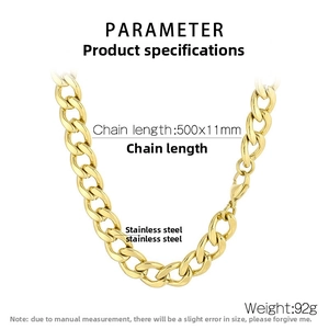 Détails techniques du collier gourmette en acier doré 18K, longueur 500mm et largeur 11mm