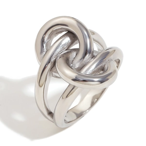 Bague élégante en acier inoxydable argenté avec un design à double couche entrelacée