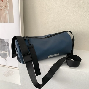 Sac Bandoulière Cylindrique Tissu Oxford Léger Grande Capacité Sport Loisirs Sac À Épaule Pour Femmes Tendance Minimaliste