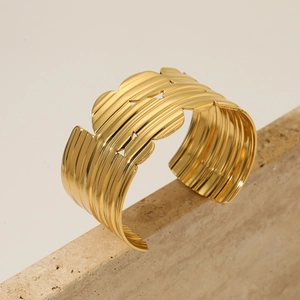 Wide Wavy Textured Open Cuff Bangle Stainless Steel Bracelet For Women Trendy Bold Metallic Fashion Jewelry Accessory