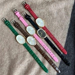 NAIDU elegant oval gold watches with leather straps in five assorted colors for women