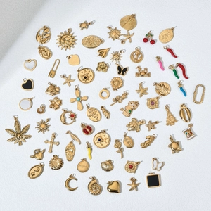 Vintage Gold Plated Stainless Steel Pendant Necklace For Women Sun Moon Animal Shell Rose Flower Charms Jewelry
