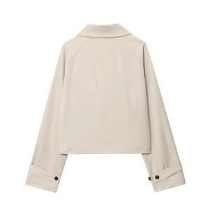 Giacca trench corta beige chiaro da donna con taglio casual ampio vista posteriore