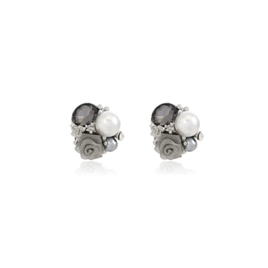 French vintage pearl and metallic rose stud earrings in silver finish with grey gemstones