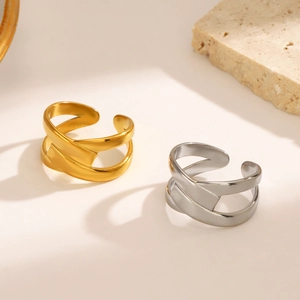 Minimalist double layered crisscross open ring in gold and silver finish for women