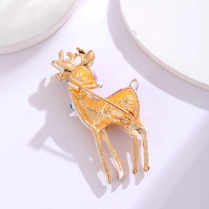 Broche de cerf dorée avec émail bleu et blanc, épingle créative d'insigne animal