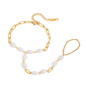 Bracciale anello in acciaio inossidabile dorato con perle d'acqua dolce e catenina