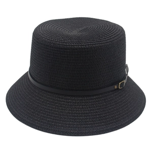 Cappello di paglia nero classico con cinturino in pelle e fibbia in bronzo per l'estate