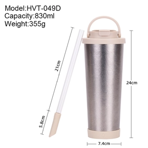 Sleek 830ml double-walled pure titanium straw cup in silver-grey and beige tones