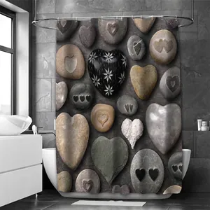 Rideau de douche imperméable à motif galets 3D en forme de cœur dans une salle de bain