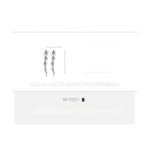 Detailed size specifications for rhinestone flower tassel earrings with length measurements
