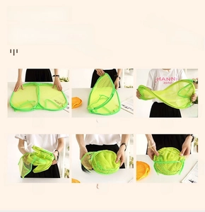 Six-step visual guide showing how to fold the mesh laundry basket into a compact disc