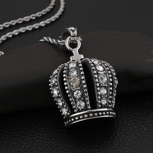 Silver crown pendant with rhinestones on a twist chain made of durable stainless steel