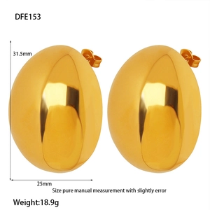 Détails de grandes boucles d'oreilles ovales plaquées or 18K avec dimensions et poids