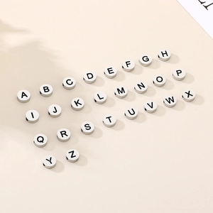 Polished stainless steel round mirror pendants with engraved A-Z alphabet letters for DIY jewelry