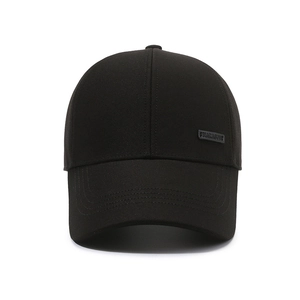 Classic black baseball cap for men with Narason logo on a minimalist twill cotton design